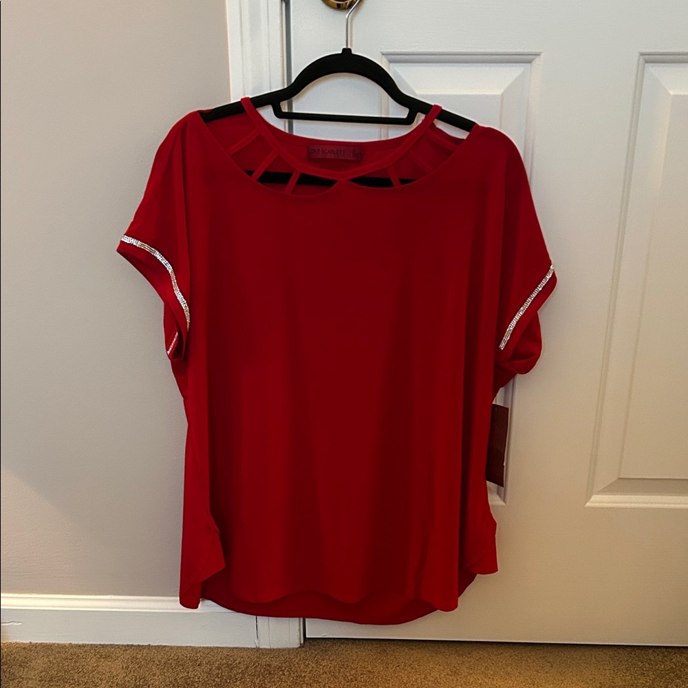 Cato Red Short Sleeve Top with Cut-Out Neckline